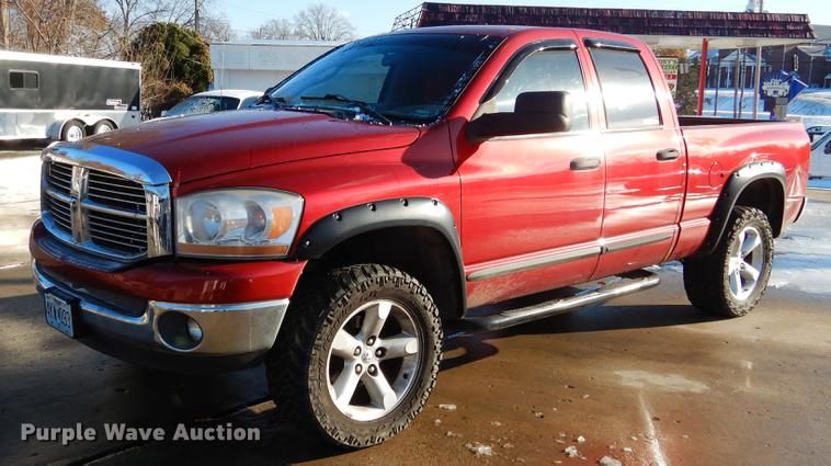 image for item DB9352 2006 Dodge Ram 1500 Quad Cab pickup truck
