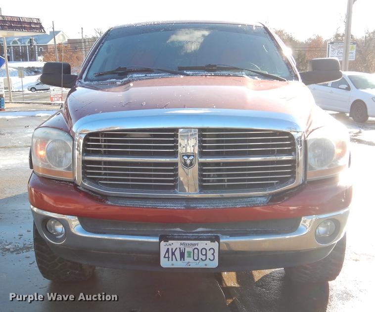 image for item DB9352 2006 Dodge Ram 1500 Quad Cab pickup truck