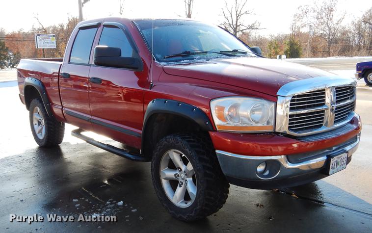 image for item DB9352 2006 Dodge Ram 1500 Quad Cab pickup truck