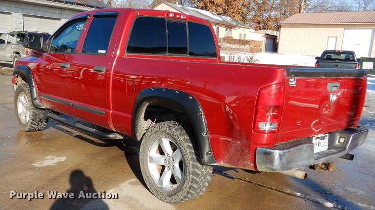 image for item DB9352 2006 Dodge Ram 1500 Quad Cab pickup truck