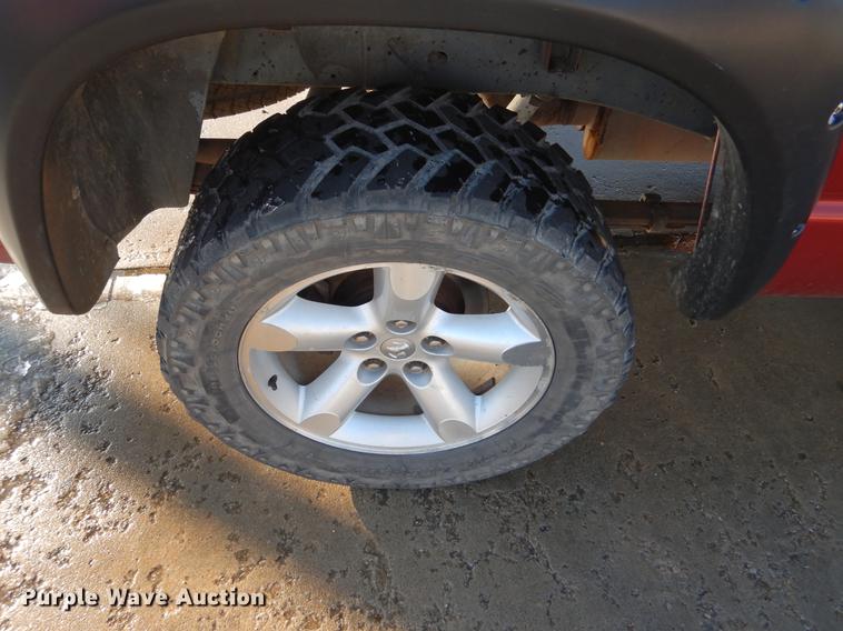 image for item DB9352 2006 Dodge Ram 1500 Quad Cab pickup truck