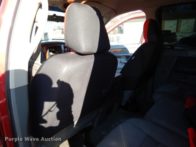 image for item DB9352 2006 Dodge Ram 1500 Quad Cab pickup truck