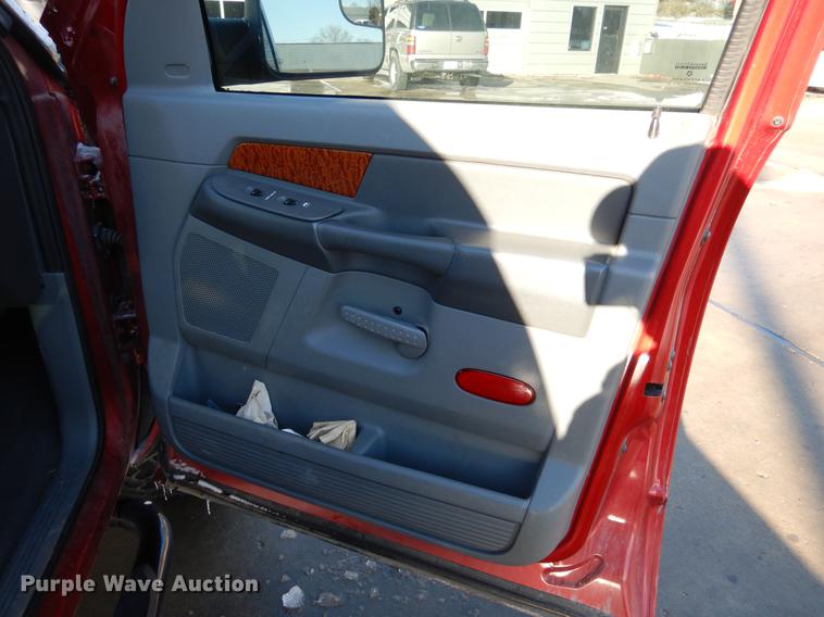 image for item DB9352 2006 Dodge Ram 1500 Quad Cab pickup truck