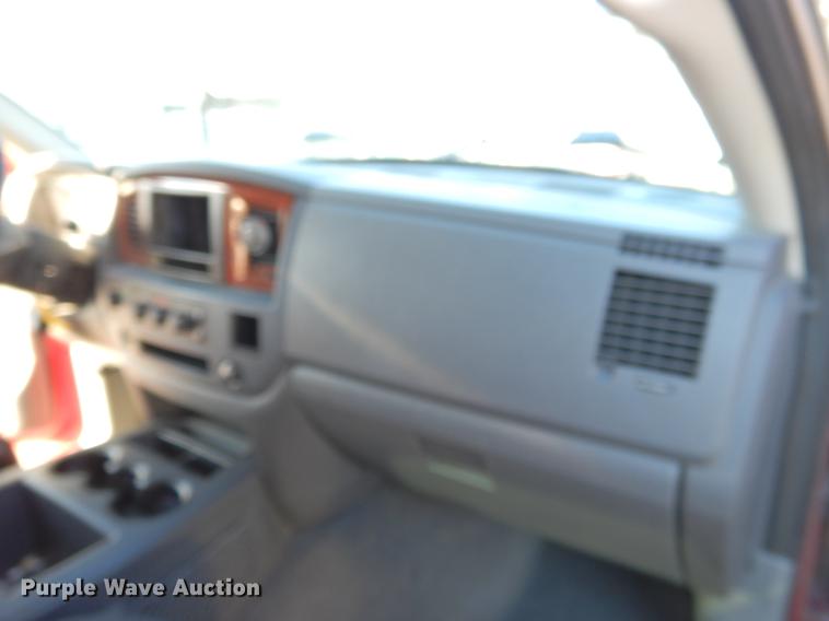 image for item DB9352 2006 Dodge Ram 1500 Quad Cab pickup truck