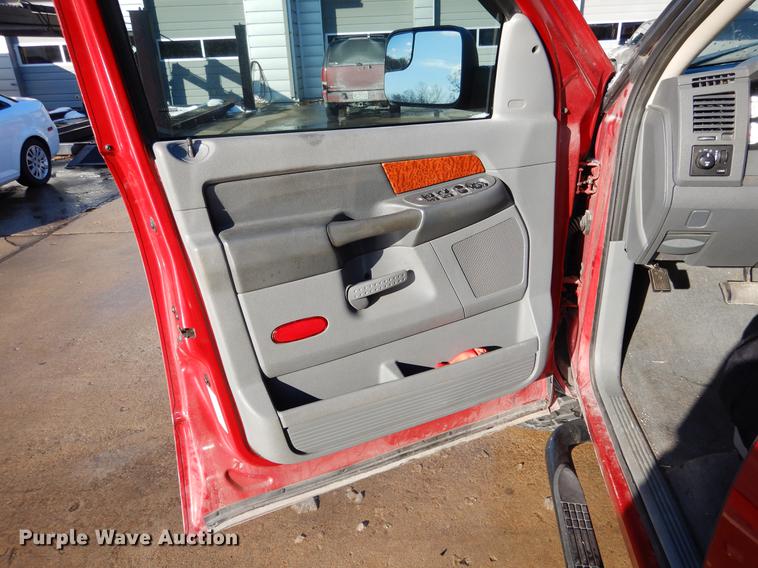 image for item DB9352 2006 Dodge Ram 1500 Quad Cab pickup truck