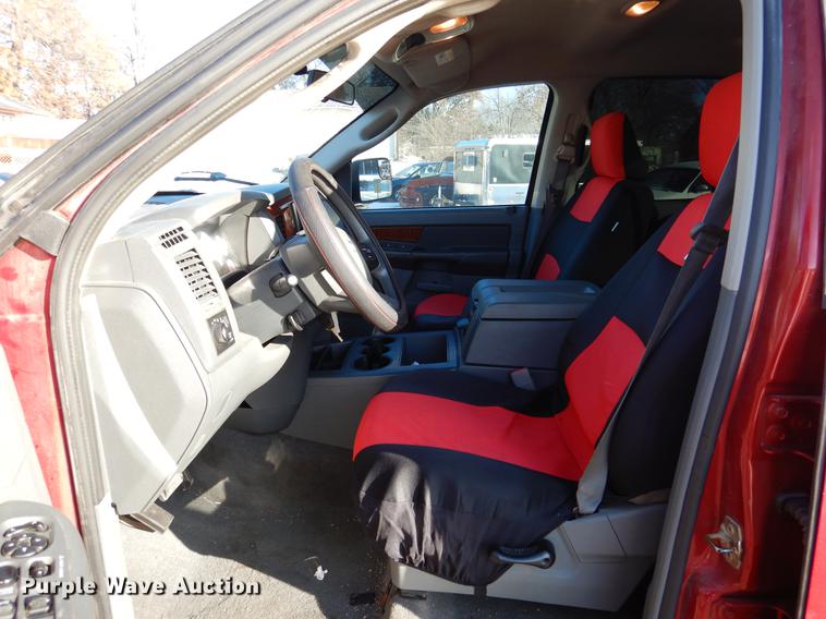 image for item DB9352 2006 Dodge Ram 1500 Quad Cab pickup truck