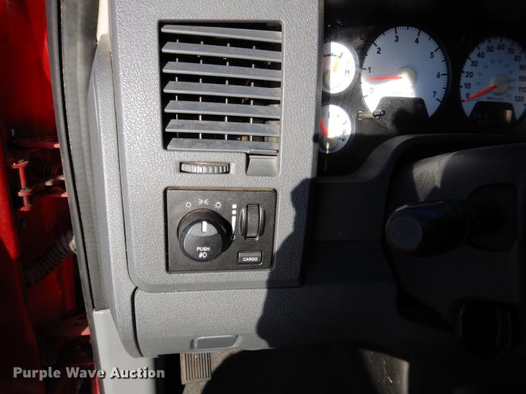 image for item DB9352 2006 Dodge Ram 1500 Quad Cab pickup truck