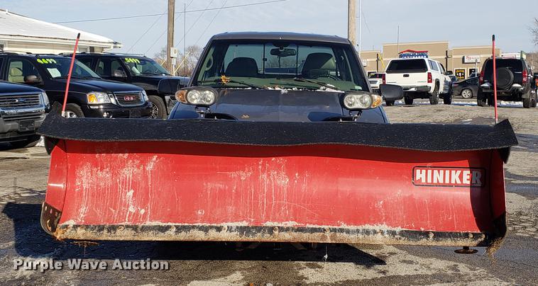 image for item DB9487 1999 GMC Sierra 2500 Crew Cab pickup truck