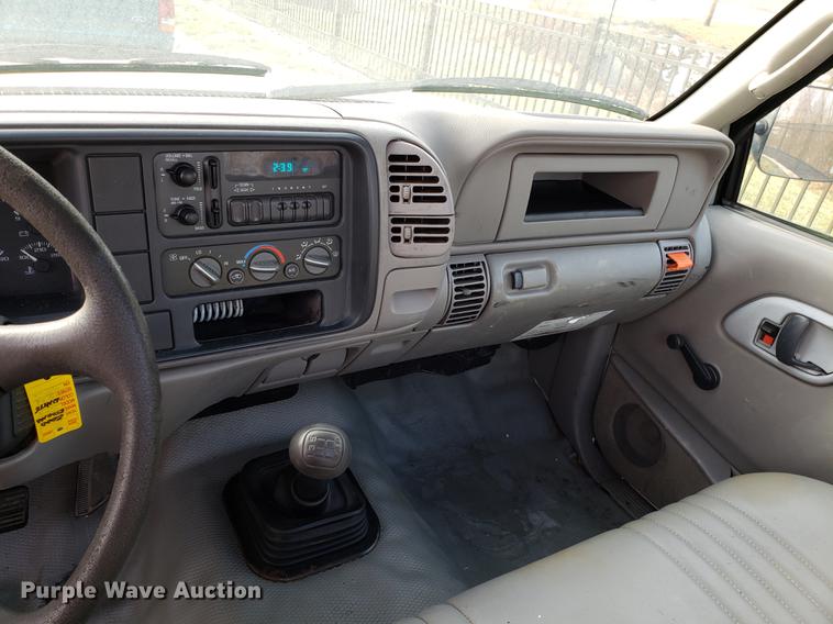 image for item DB9492 2000 Chevrolet 3500 flatbed pickup truck