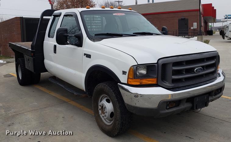 image for item DB9495 1999 Ford F350 Super Duty SuperCab pickup truck