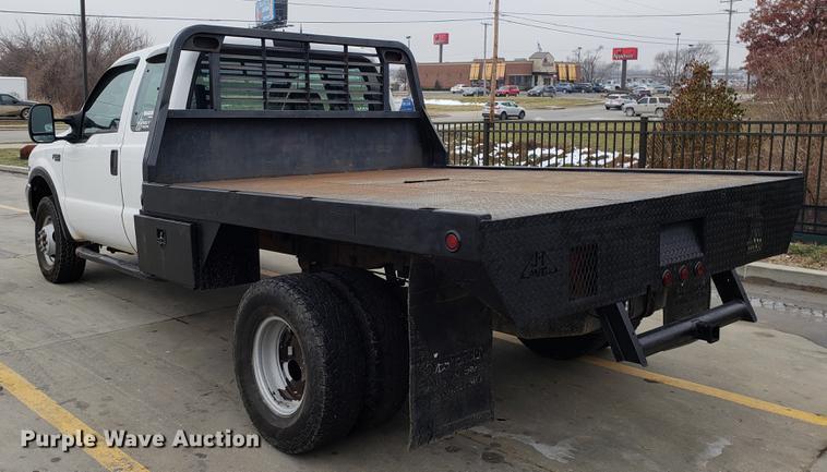 image for item DB9495 1999 Ford F350 Super Duty SuperCab pickup truck