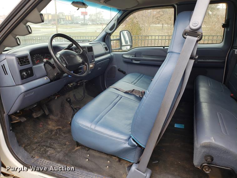 image for item DB9495 1999 Ford F350 Super Duty SuperCab pickup truck