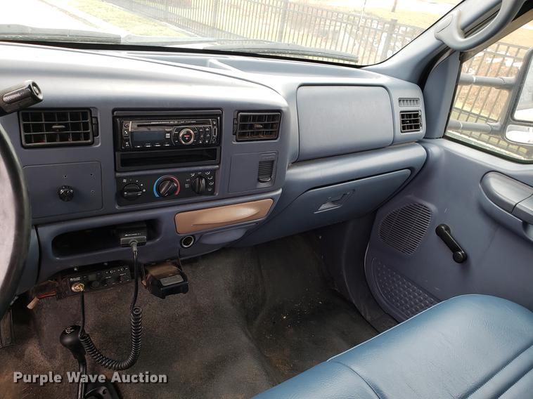 image for item DB9495 1999 Ford F350 Super Duty SuperCab pickup truck