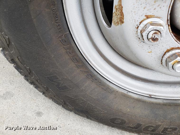 image for item DB9495 1999 Ford F350 Super Duty SuperCab pickup truck