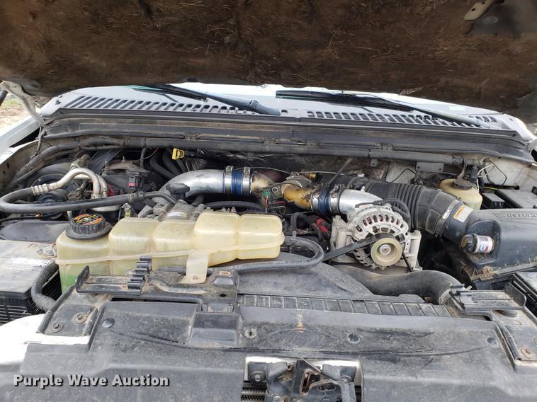 image for item DB9495 1999 Ford F350 Super Duty SuperCab pickup truck