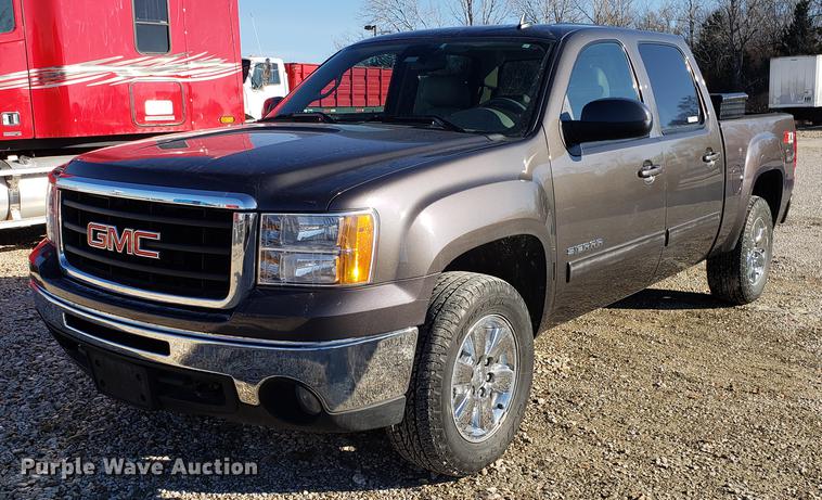 image for item DB9496 2011 GMC Sierra 1500 Crew Cab pickup truck