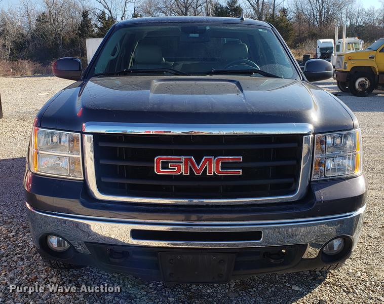 image for item DB9496 2011 GMC Sierra 1500 Crew Cab pickup truck