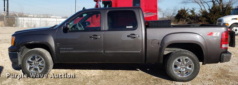 image for item DB9496 2011 GMC Sierra 1500 Crew Cab pickup truck