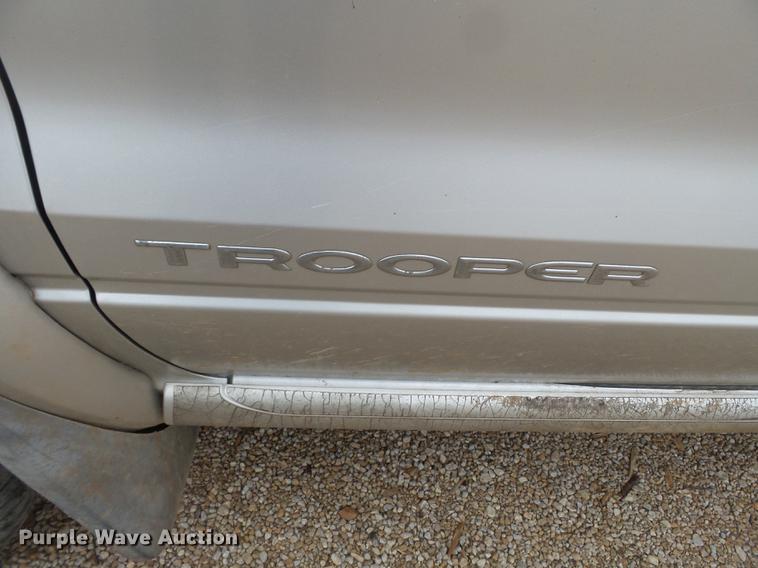 image for item DD2388 1998 Isuzu Trooper SUV