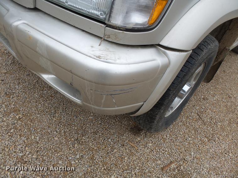 image for item DD2388 1998 Isuzu Trooper SUV