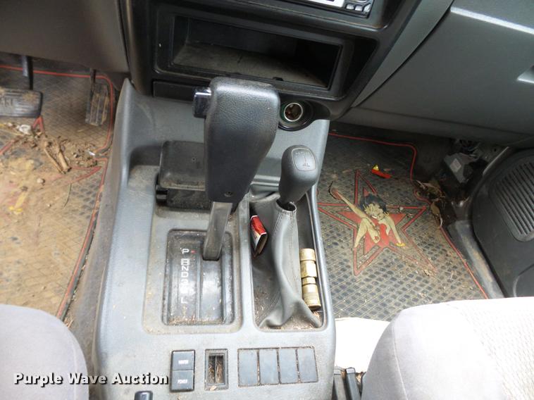 image for item DD2388 1998 Isuzu Trooper SUV