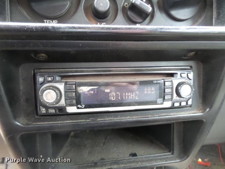 image for item DD2388 1998 Isuzu Trooper SUV