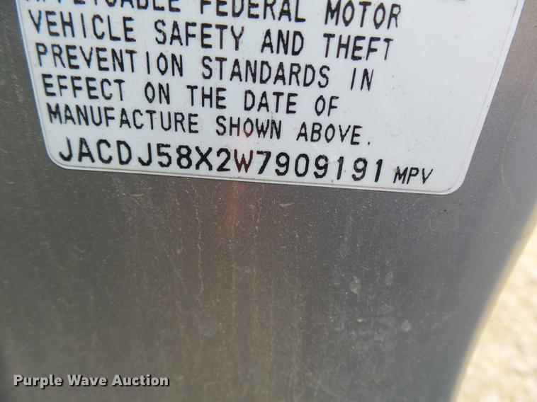 image for item DD2388 1998 Isuzu Trooper SUV