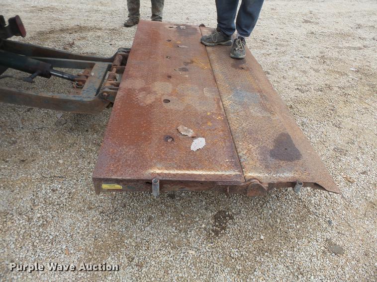 image for item DD2389 1991 International 4700 box truck