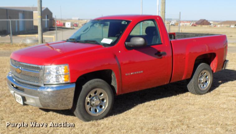 image for item DD3519 2012 Chevrolet Silverado 1500 pickup truck