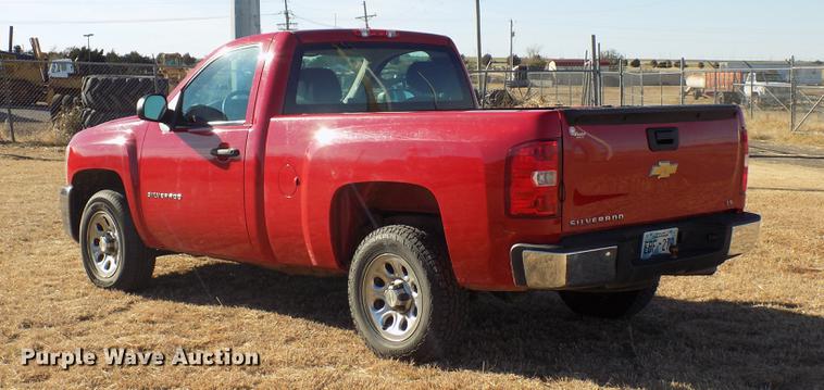 image for item DD3519 2012 Chevrolet Silverado 1500 pickup truck