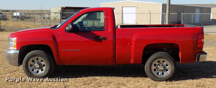 image for item DD3519 2012 Chevrolet Silverado 1500 pickup truck