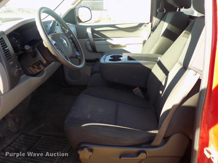 image for item DD3519 2012 Chevrolet Silverado 1500 pickup truck