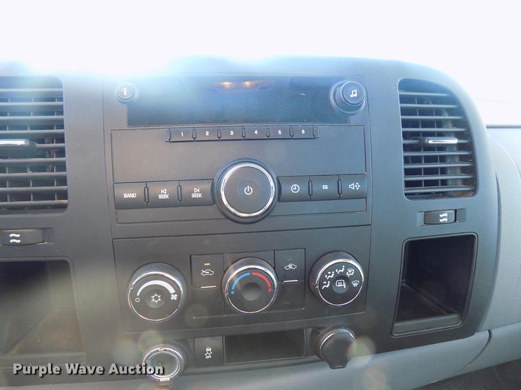 image for item DD3519 2012 Chevrolet Silverado 1500 pickup truck