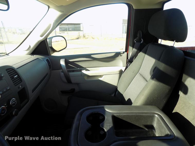 image for item DD3519 2012 Chevrolet Silverado 1500 pickup truck