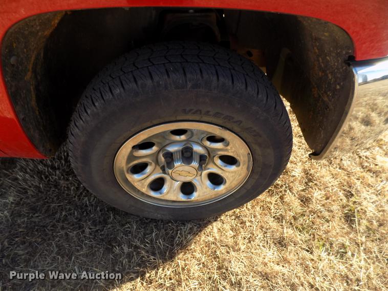 image for item DD3519 2012 Chevrolet Silverado 1500 pickup truck