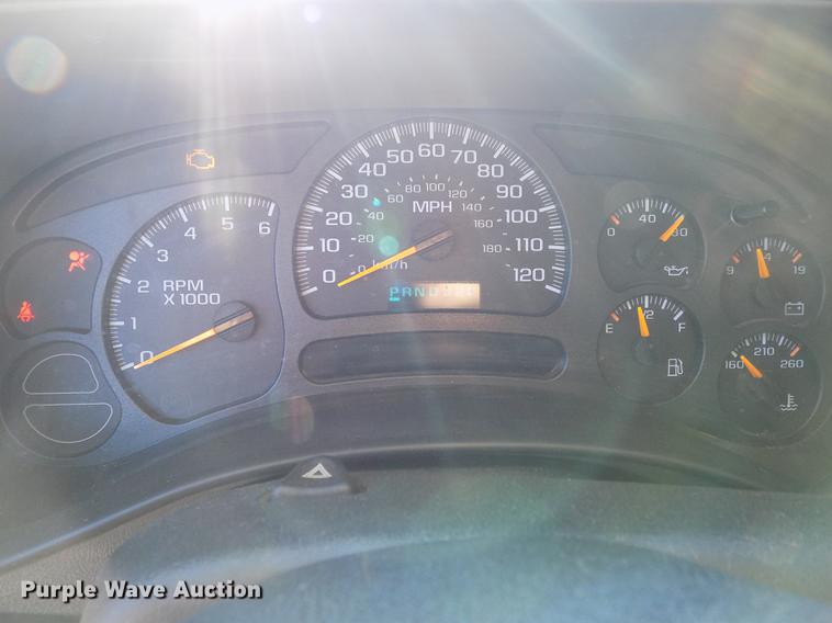 image for item DD3520 2005 GMC Sierra 1500 Ext. Cab pickup truck