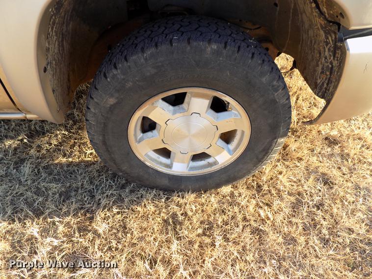 image for item DD3520 2005 GMC Sierra 1500 Ext. Cab pickup truck