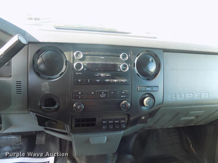 image for item DD3531 2011 Ford F450 Super Duty Crew Cab flatbed truck