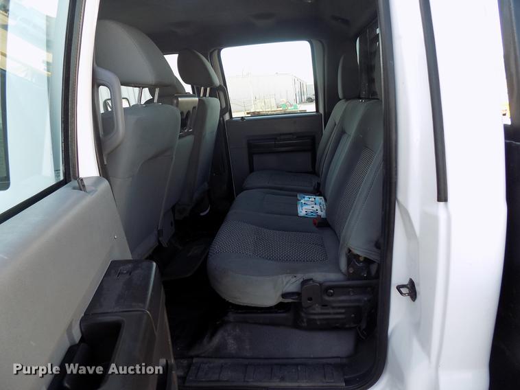 image for item DD3531 2011 Ford F450 Super Duty Crew Cab flatbed truck