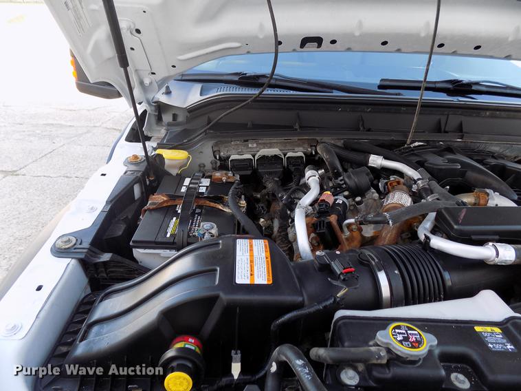 image for item DD3531 2011 Ford F450 Super Duty Crew Cab flatbed truck