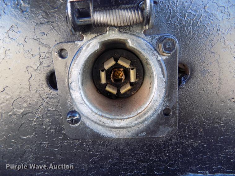 image for item DD3531 2011 Ford F450 Super Duty Crew Cab flatbed truck