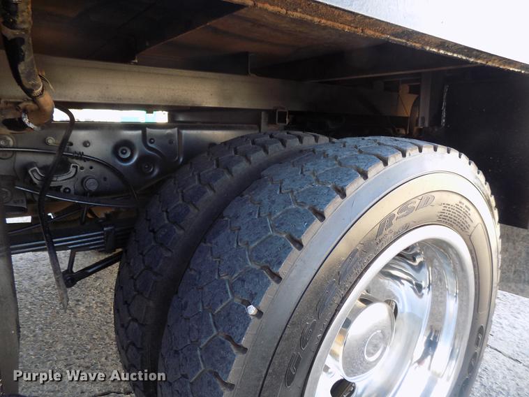 image for item DD3531 2011 Ford F450 Super Duty Crew Cab flatbed truck