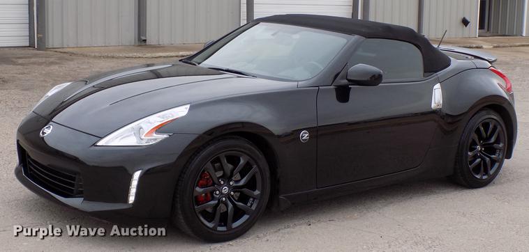 image for item DD3532 2016 Nissan 370Z Touring convertible