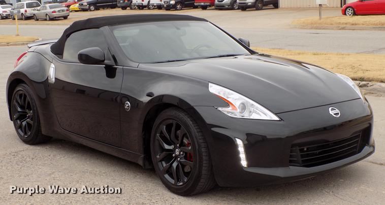 image for item DD3532 2016 Nissan 370Z Touring convertible