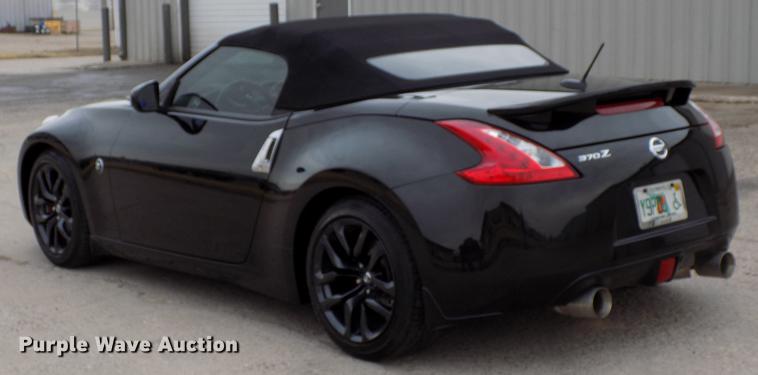 image for item DD3532 2016 Nissan 370Z Touring convertible