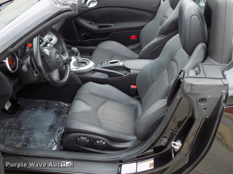 image for item DD3532 2016 Nissan 370Z Touring convertible