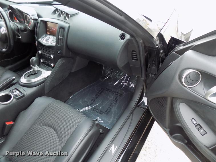 image for item DD3532 2016 Nissan 370Z Touring convertible