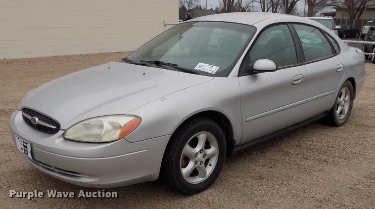 image for item DD3537 2001 Ford Taurus