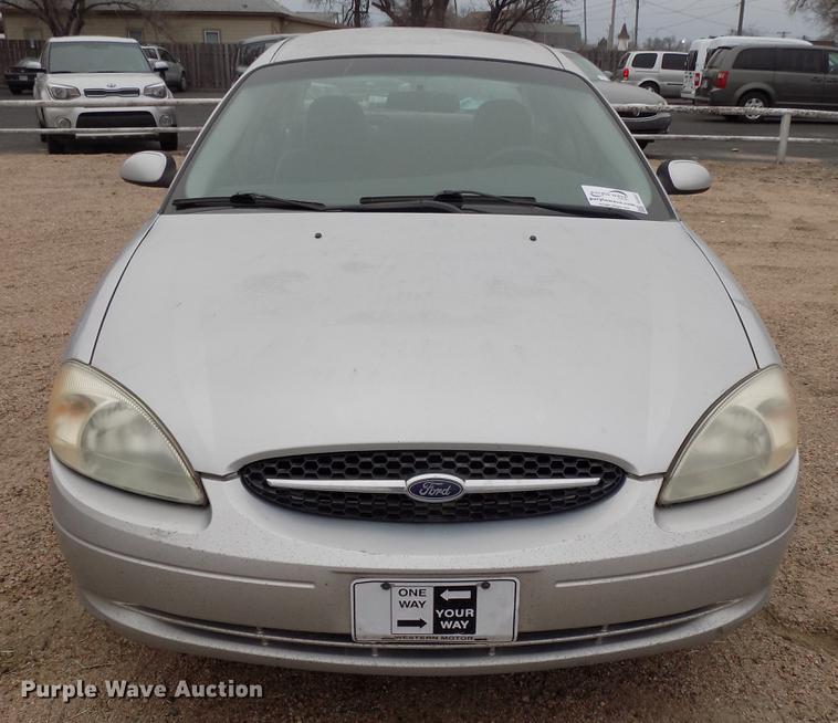 image for item DD3537 2001 Ford Taurus
