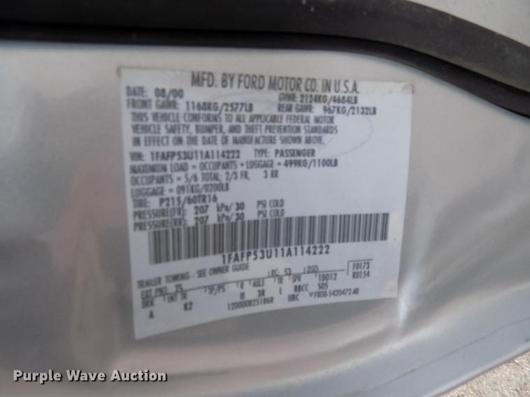 image for item DD3537 2001 Ford Taurus